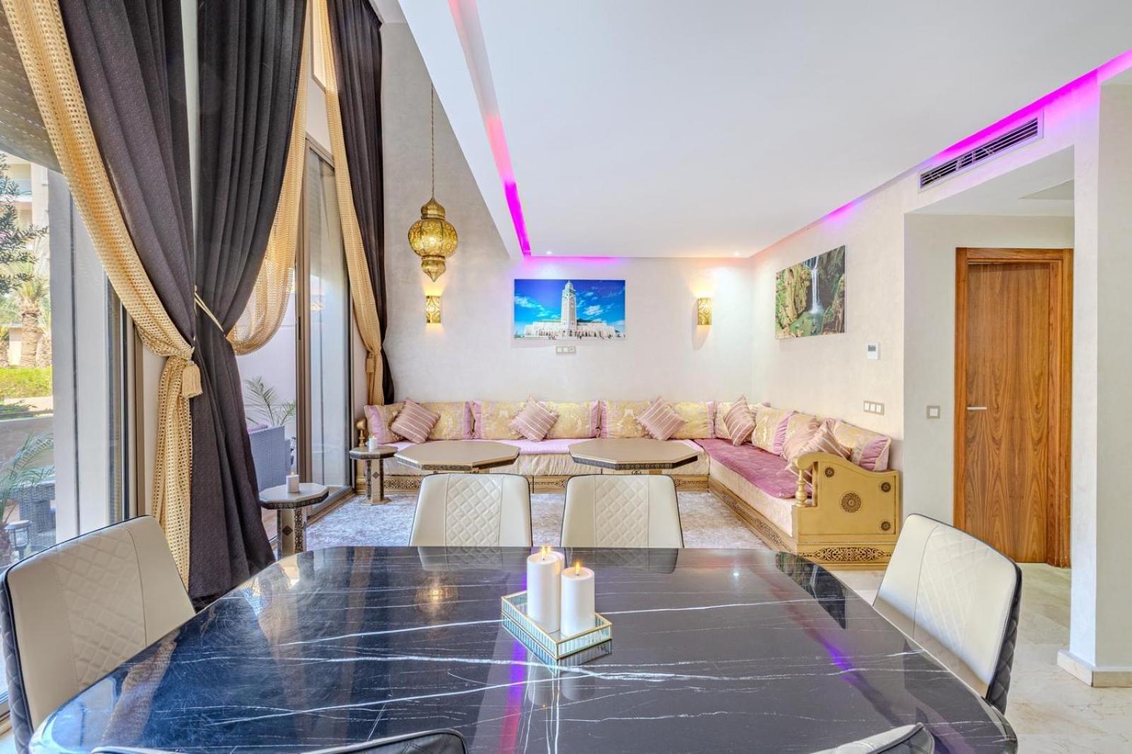 Royal Deluxe Gold - Marrakech, Luxe Pool View Apartment Marrakesh Bagian luar foto
